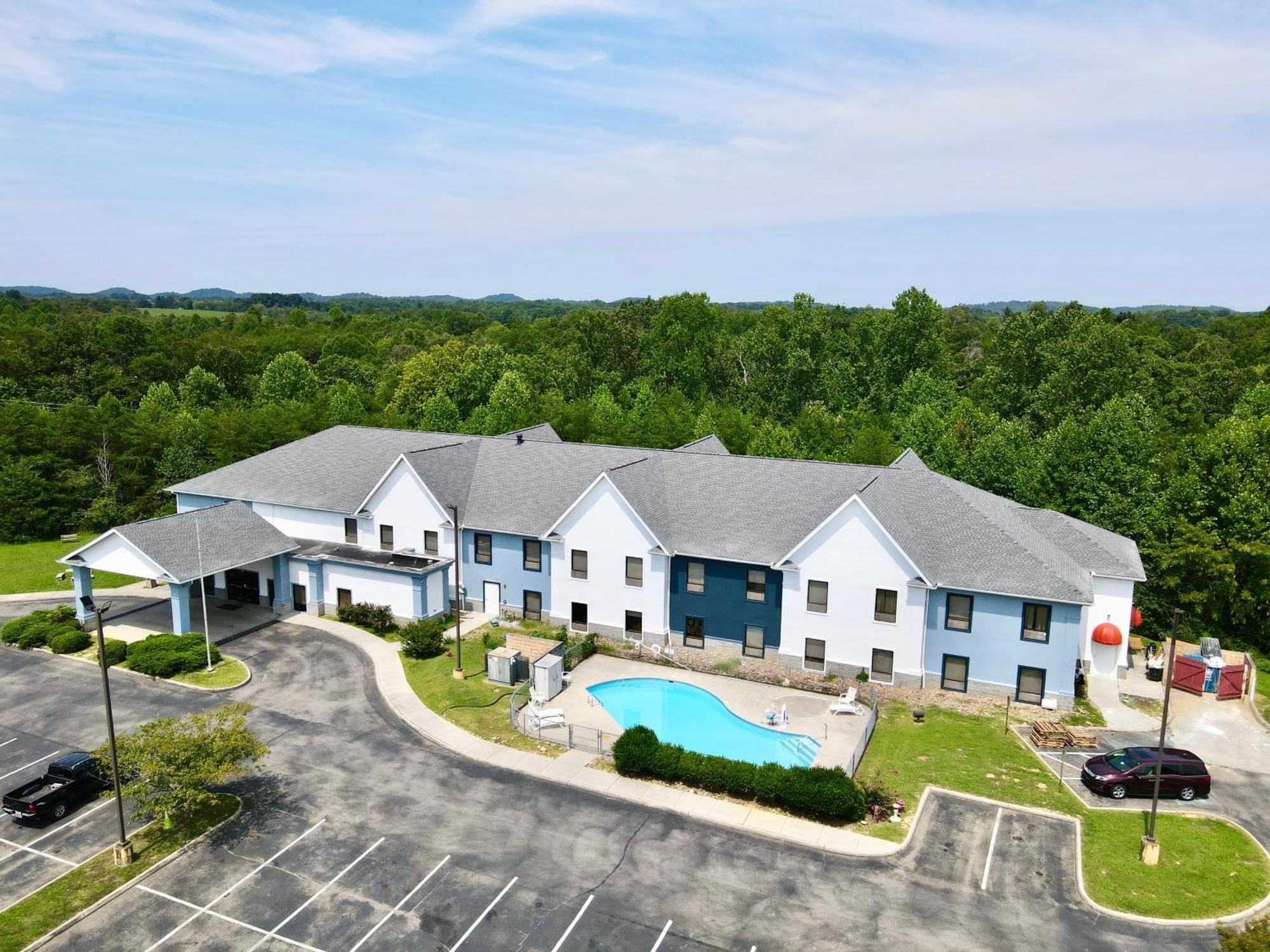 Grand Vista Hotel & Suites Vonore Exterior photo