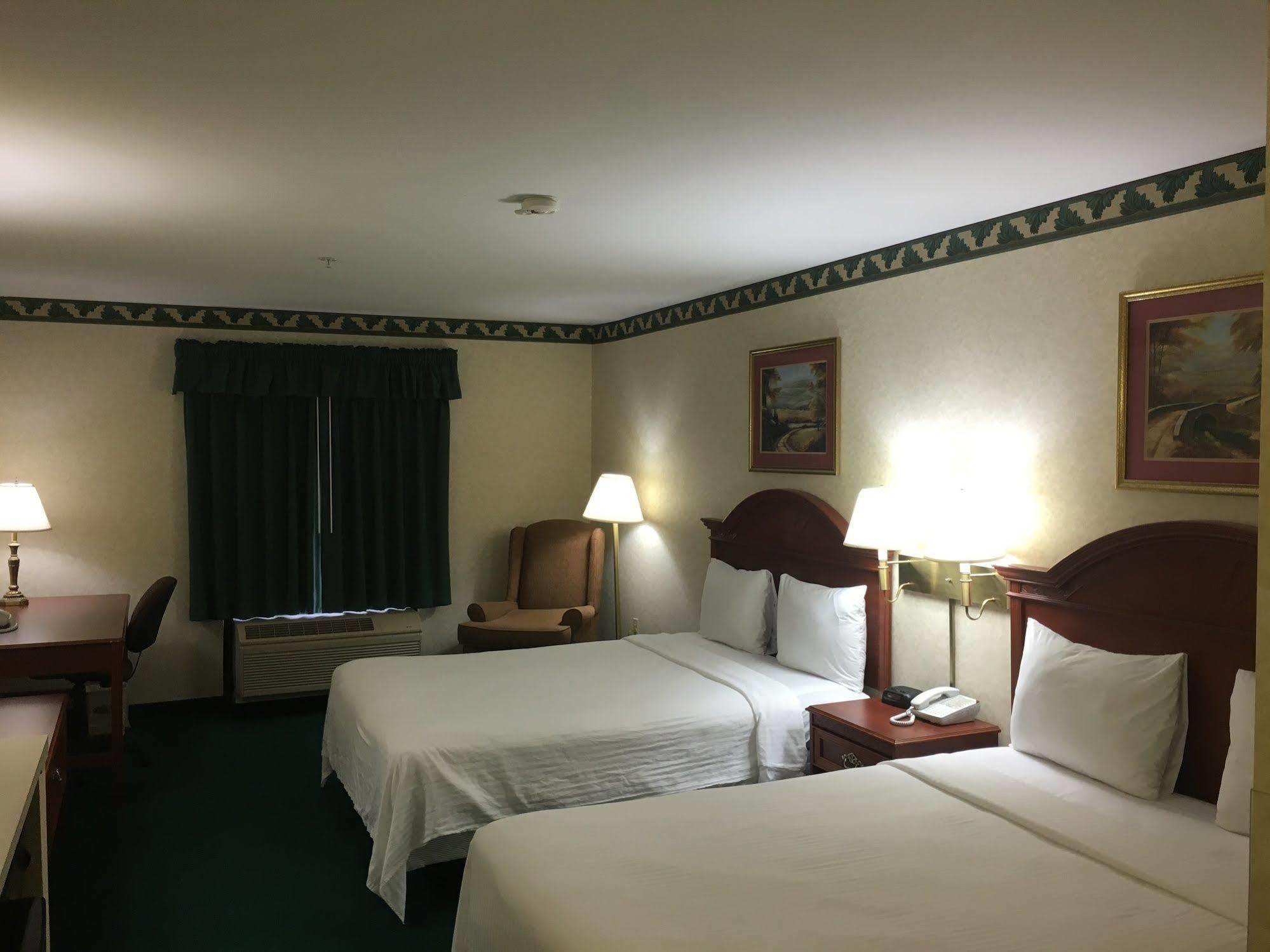 Grand Vista Hotel & Suites Vonore Exterior photo